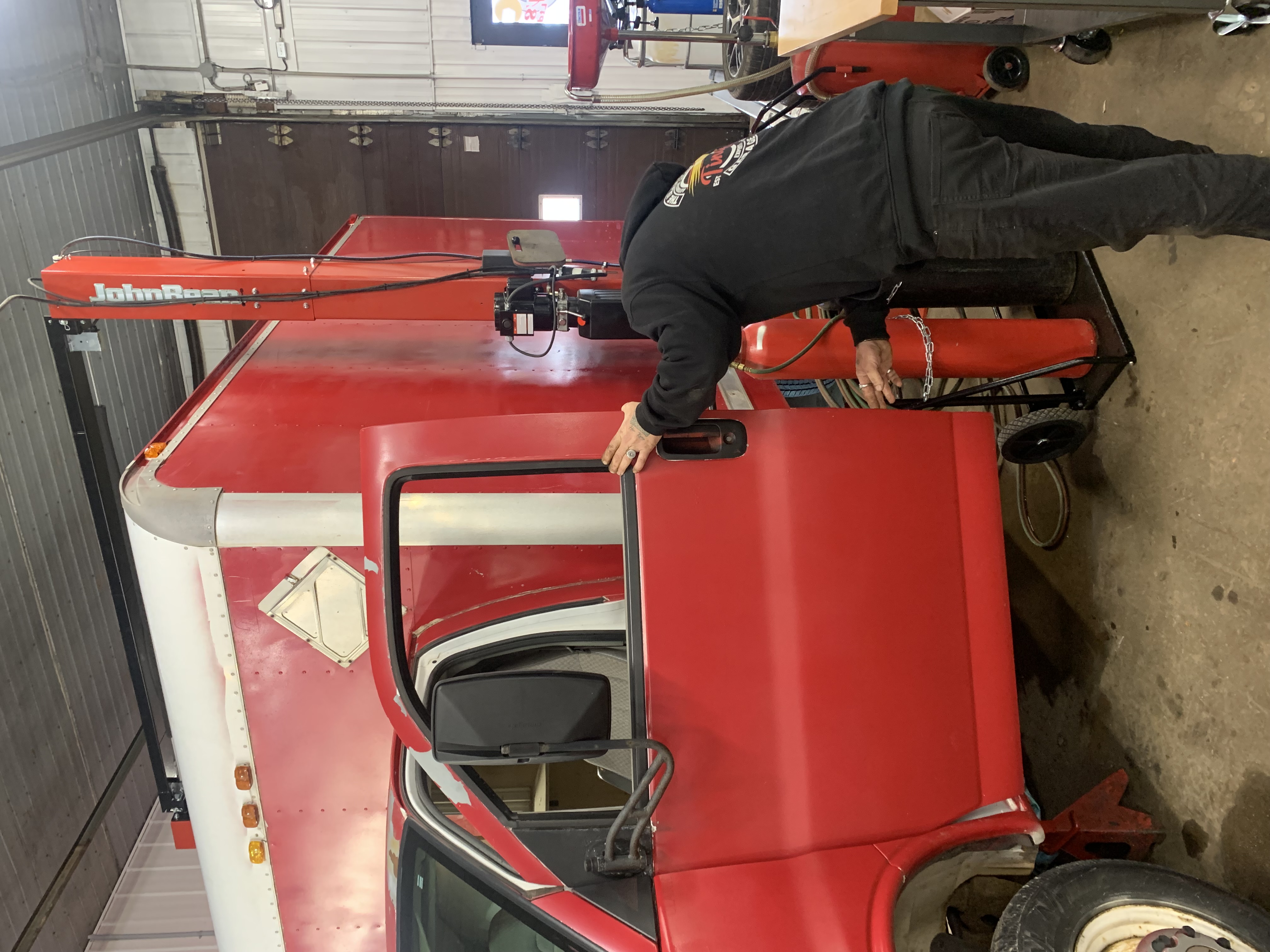 Tiny's Automotive Services